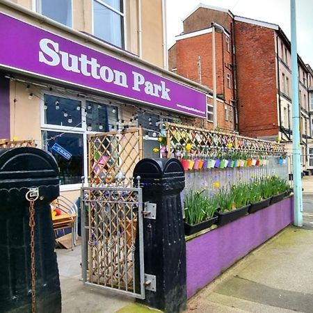 בלקפול Sutton Park Guest House מראה חיצוני תמונה
