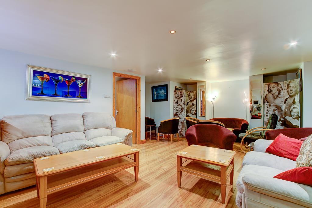 בלקפול Sutton Park Guest House מראה חיצוני תמונה