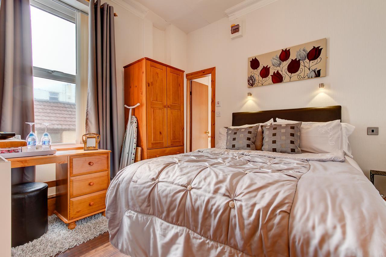 בלקפול Sutton Park Guest House מראה חיצוני תמונה