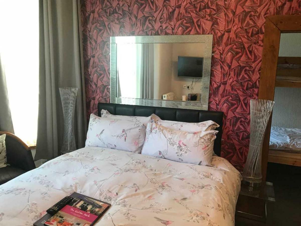 בלקפול Sutton Park Guest House מראה חיצוני תמונה